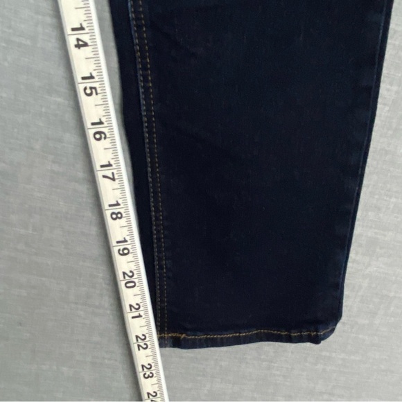 Silver Avery Capri Pants Denim Capris - Picture 8 of 10